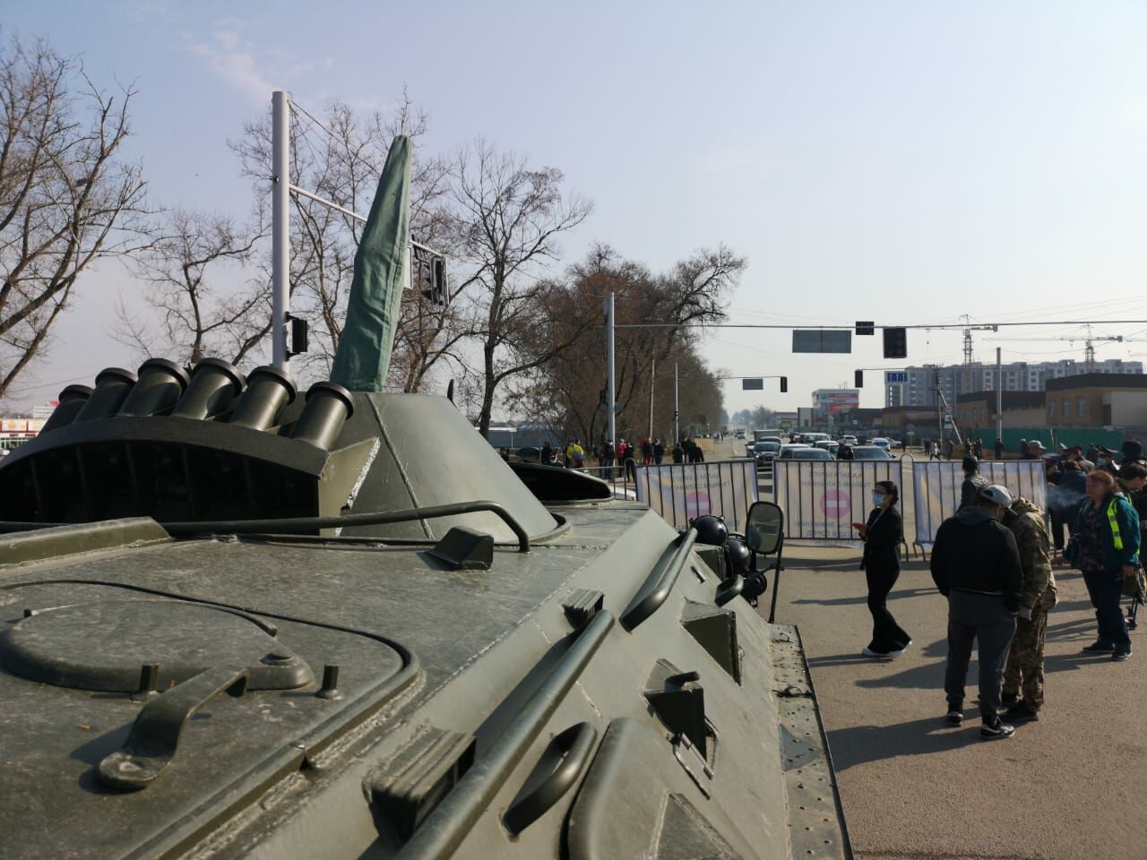 Карантин в Алматы. Блокпосты на окраинах (фоторепортаж, с дополнением) – Фото №7