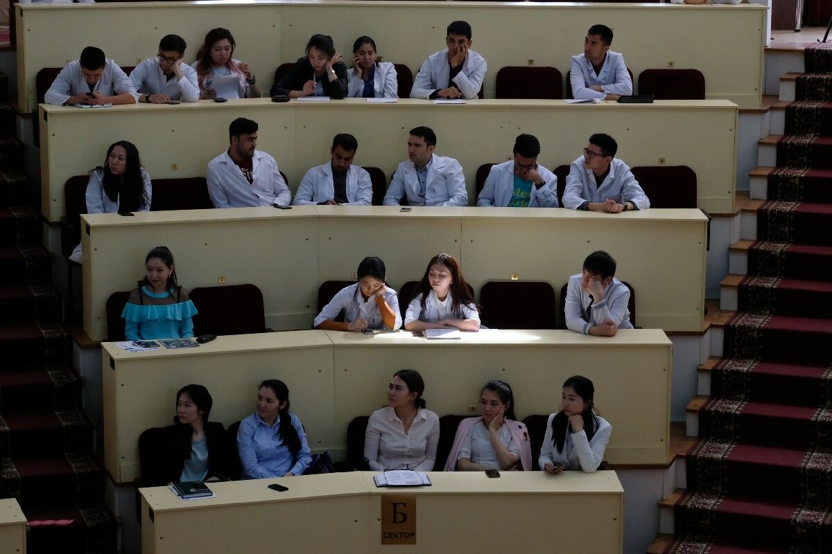 Дефицитная профессия