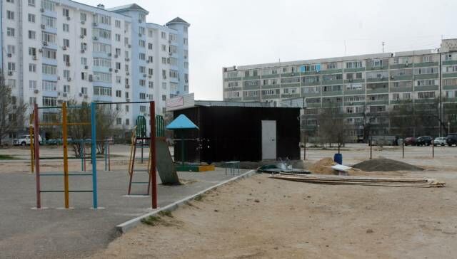 Ночные бабочки гудят...