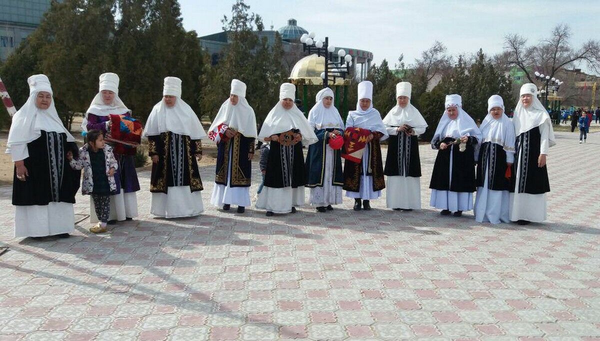 Поющие бабушки