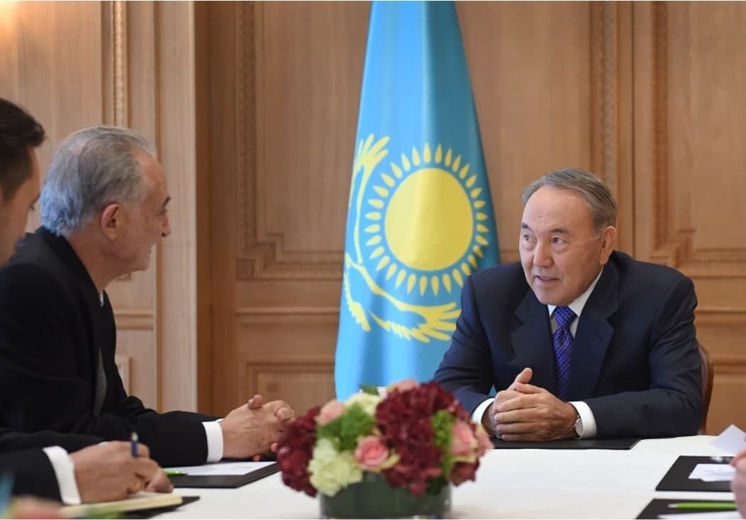 Я был впечатлён международной деятельностью Президента Назарбаева и тем, что ему удалось столь быстро стать одним из мудрейших людей в мире – Ж. Аттали