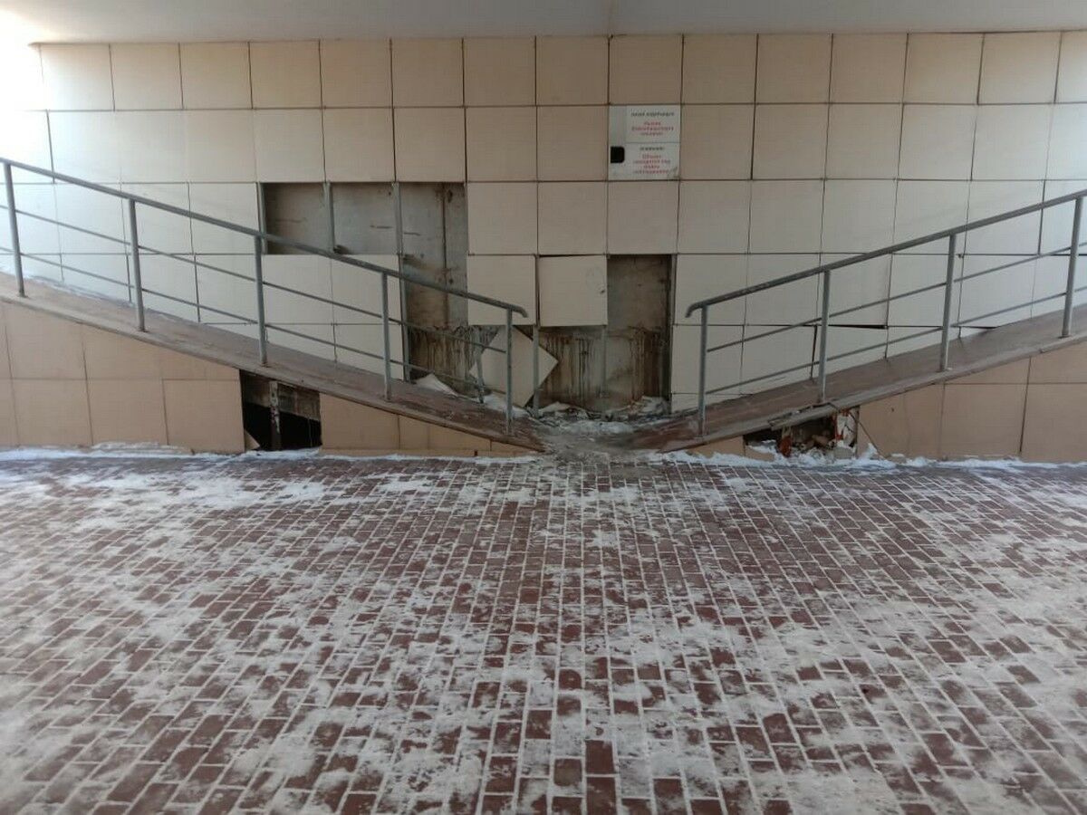 Миллионы -  под землю