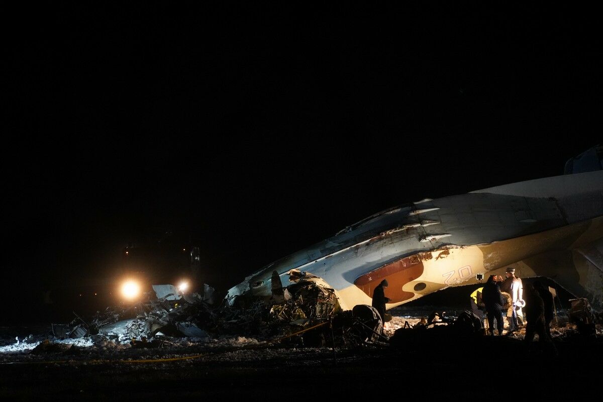 ЧП с военным самолетом в аэропорту Алматы, есть жертвы (видео) – Фото №7