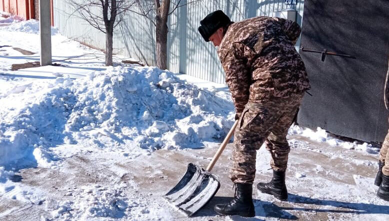 Бери больше, кидай дальше