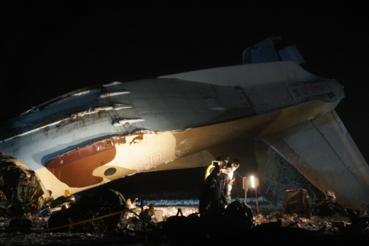 ЧП с военным самолетом в аэропорту Алматы, есть жертвы (видео) – Фото №10