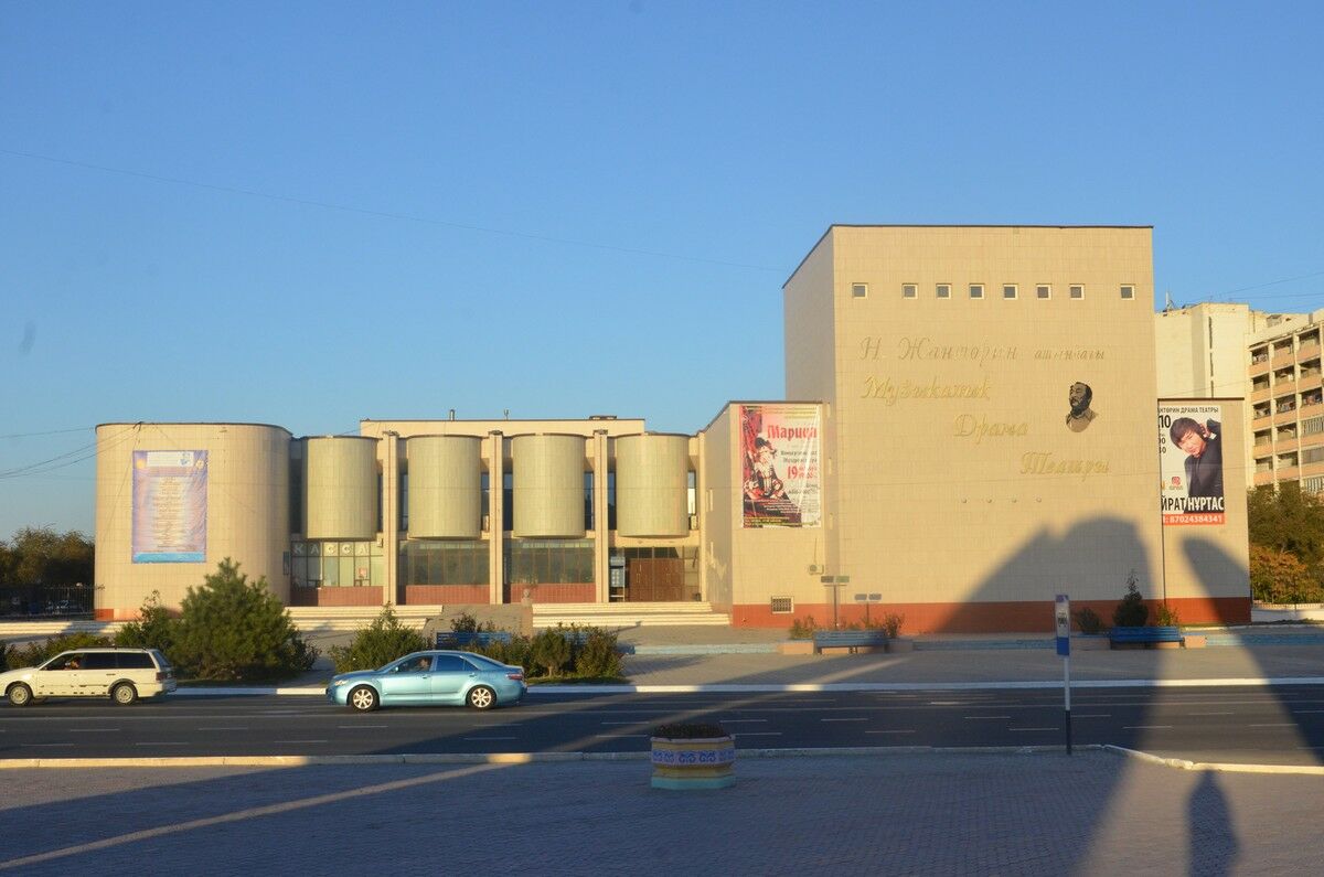 В театр - с Ashyq