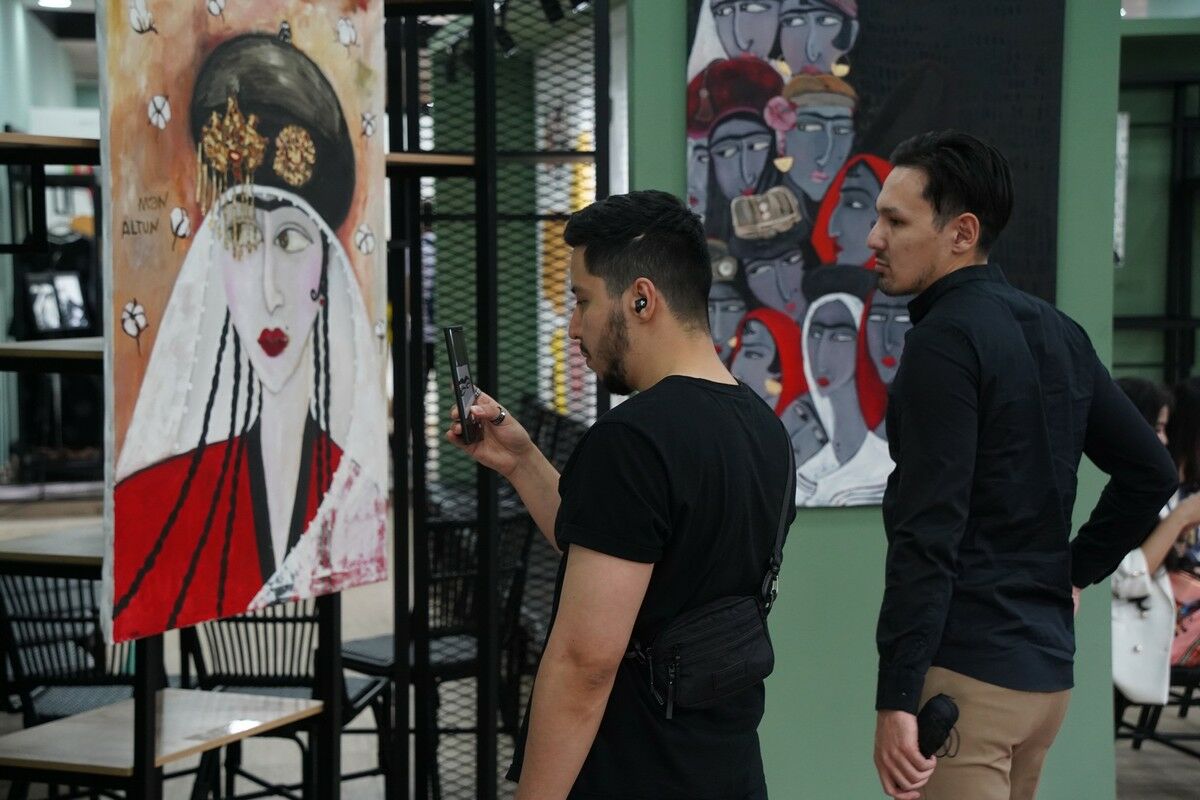 Твоих бровей связующая нить