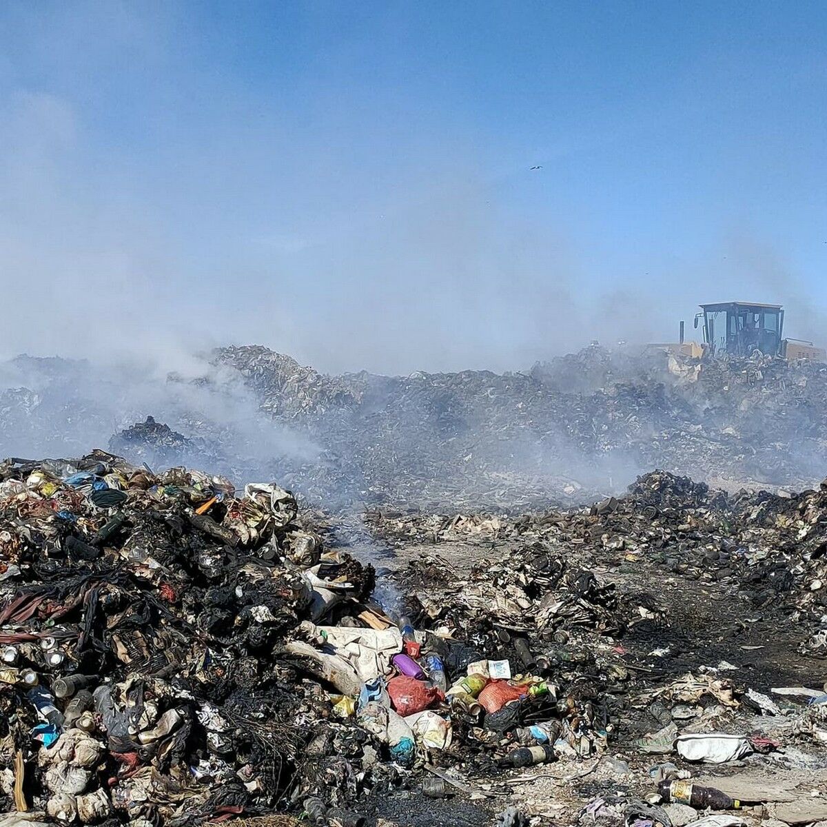 Опять в дыму