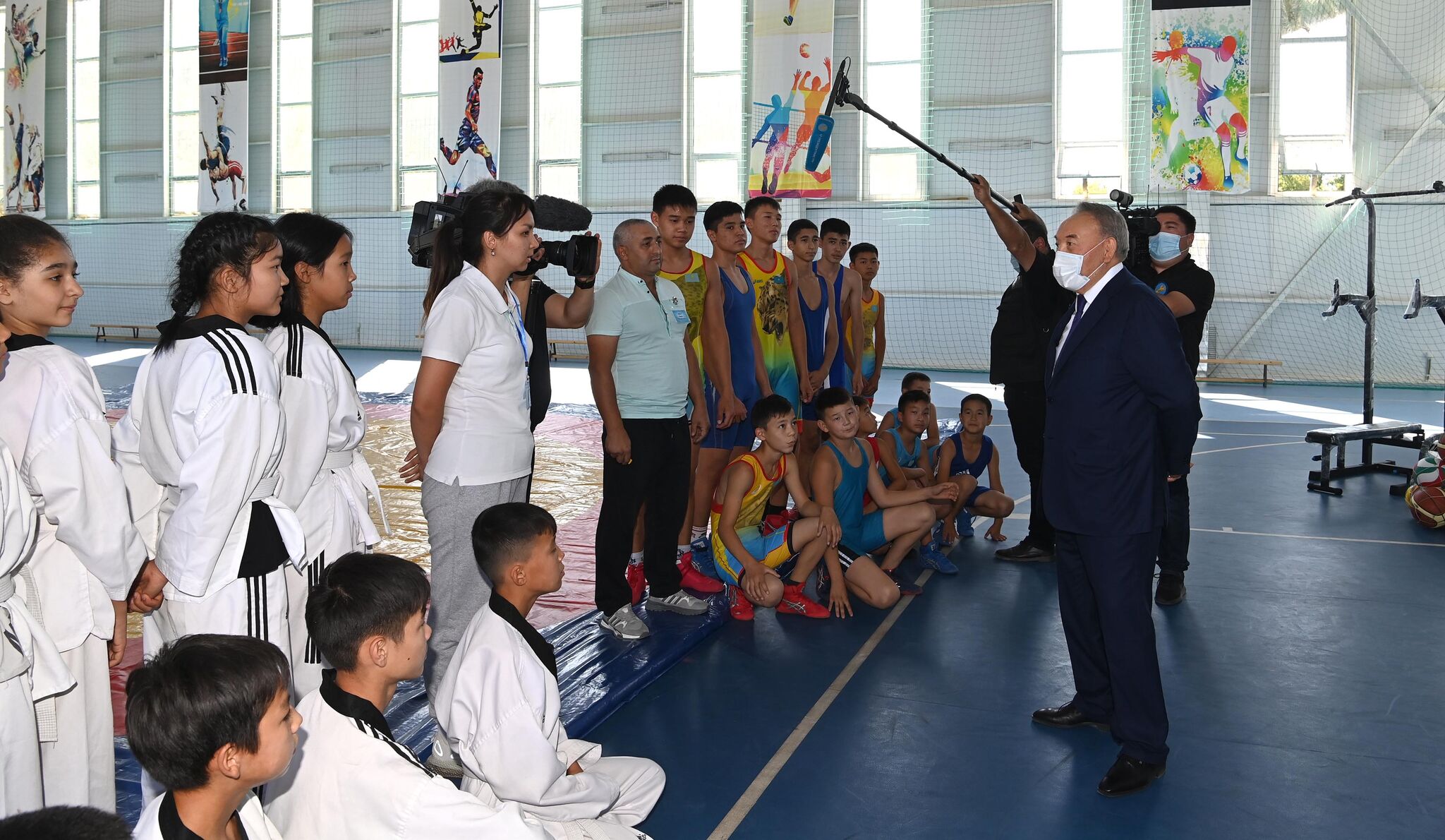 Назарбаев посетил социально-культурные объекты в Жамбылской области – Фото №2