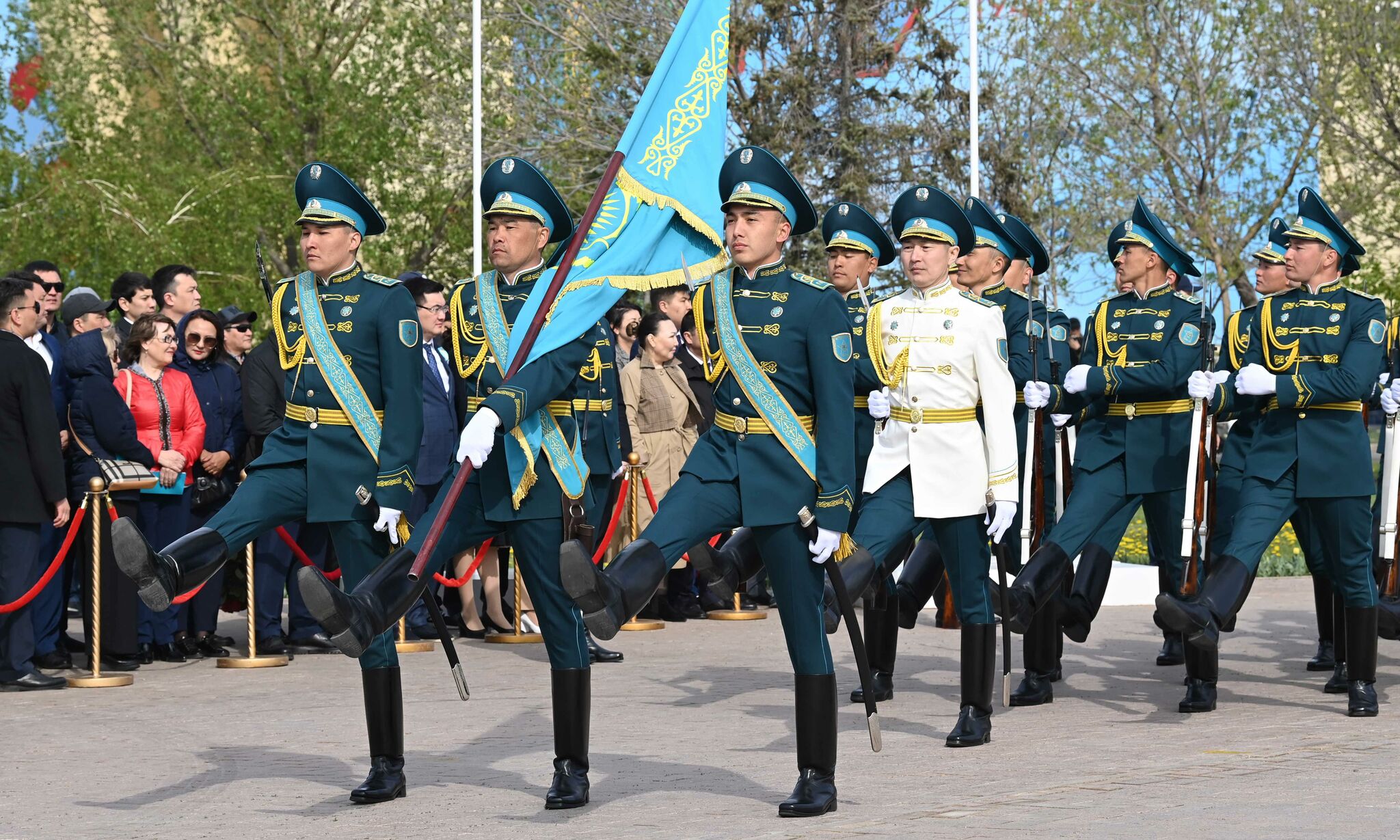 парад победы в казахстане