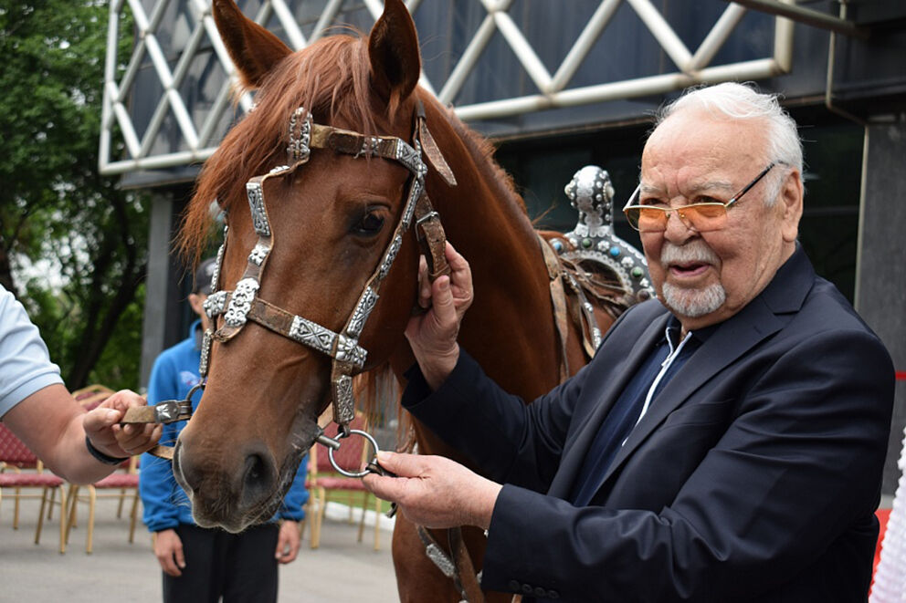 Ягодка опять