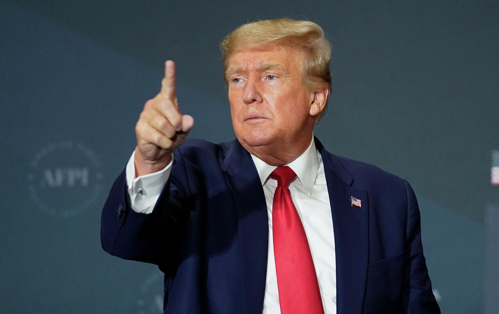 А часть коробок припрятал?