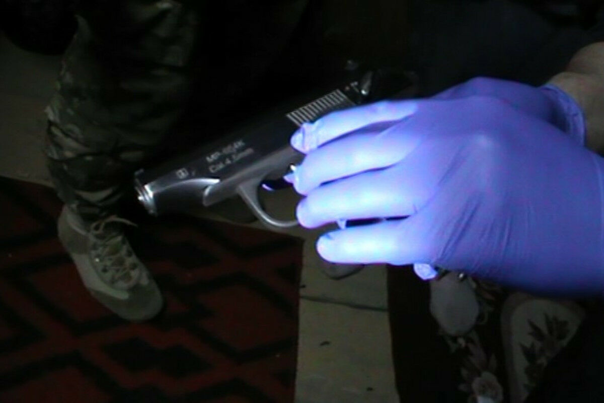 Шкаф, патроны, два ствола