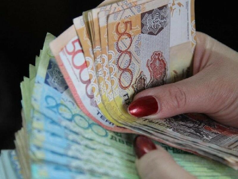 Повелись  на обещания