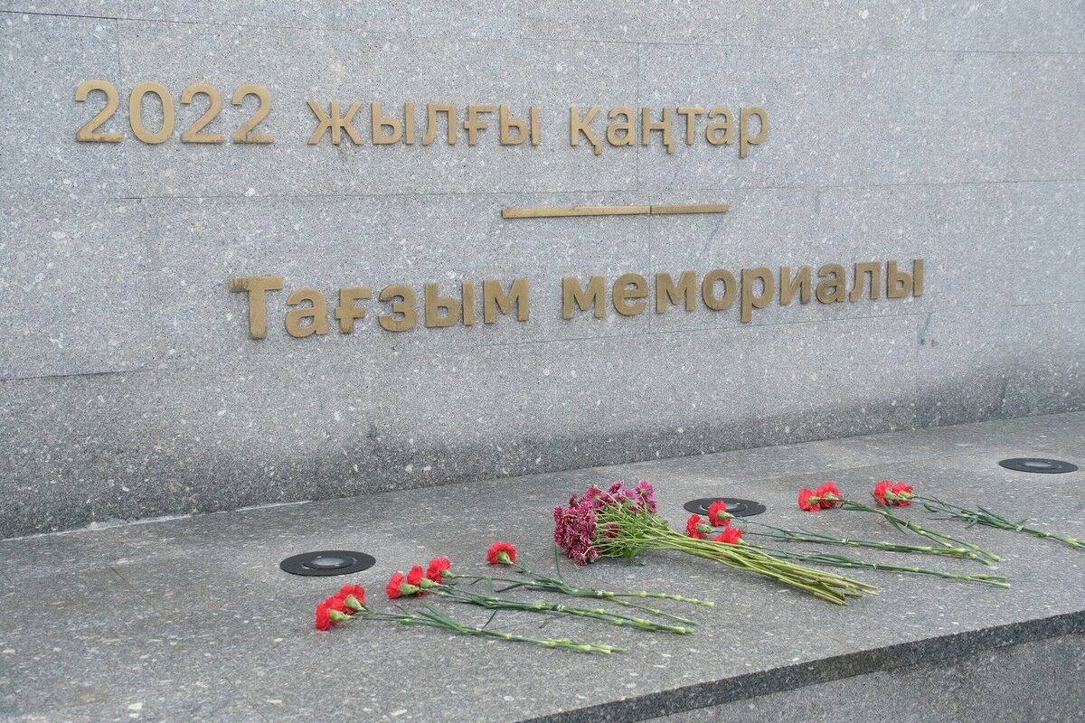 В Алматы почтили память жертв январских событий – Фото №1