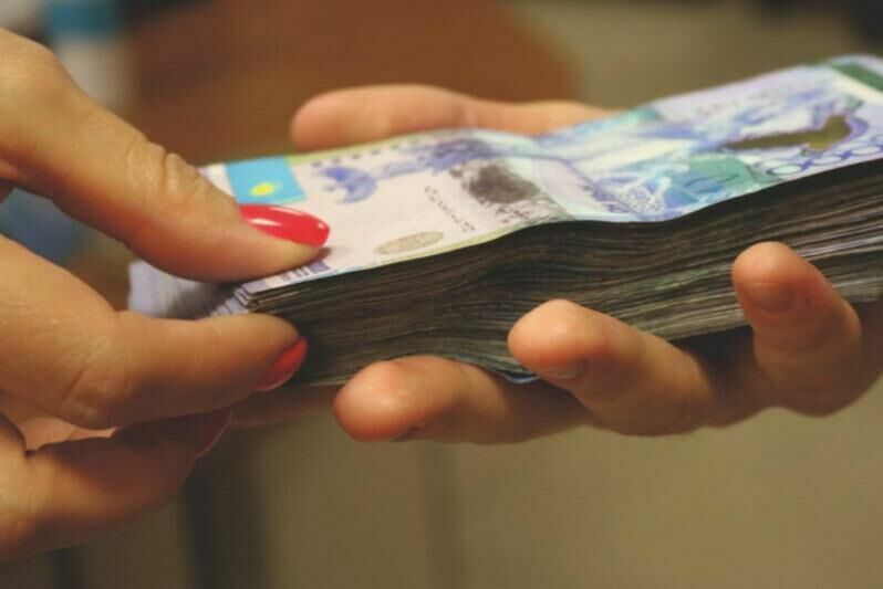 Суд шельму метит