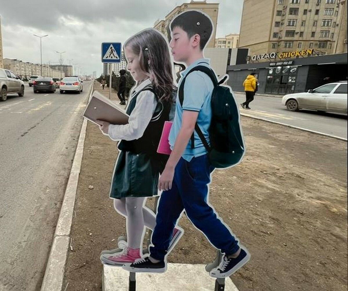 Хоть бы переодели!