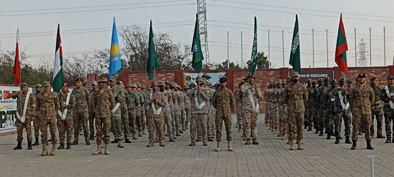 Себя показать и на других посмотреть…