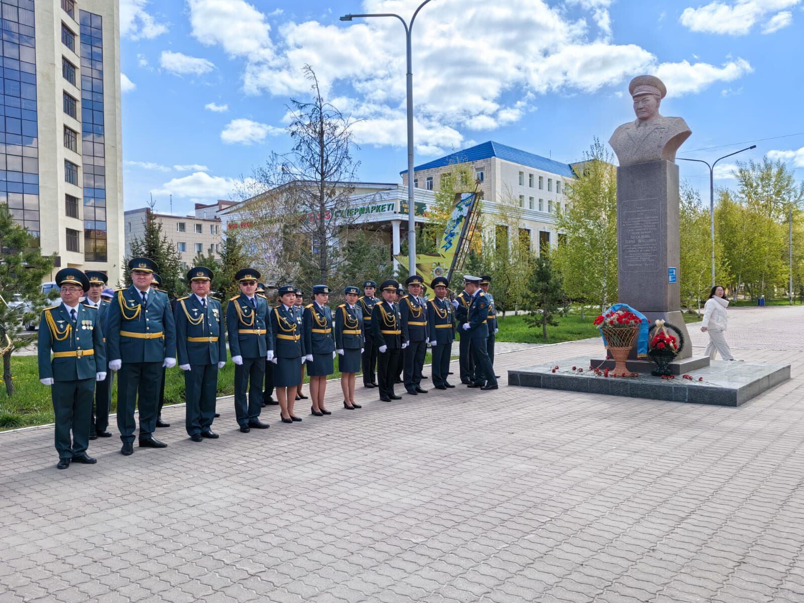 Каждый мужчина должен отслужить