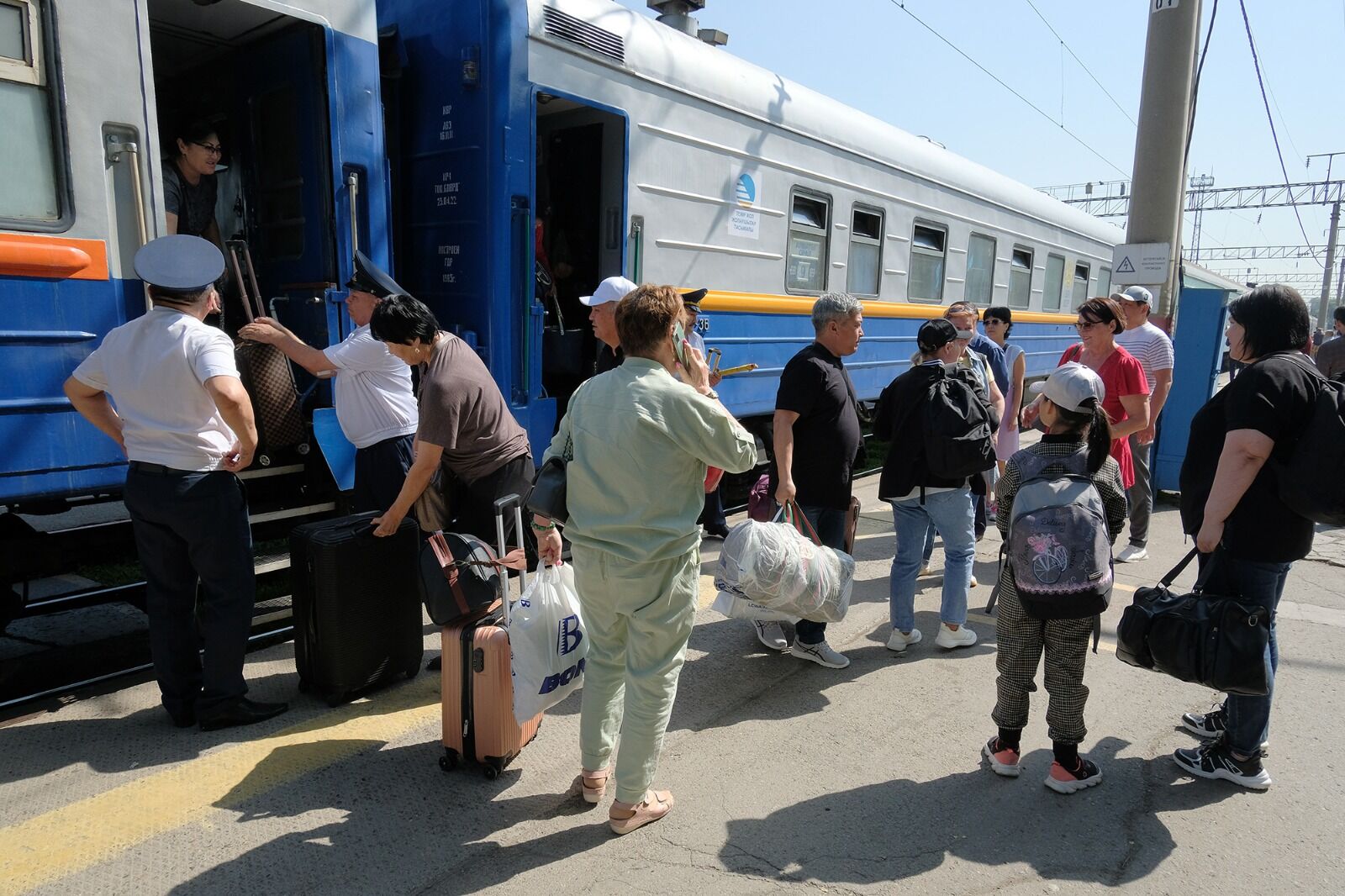 Вагончик тронется, турист останется