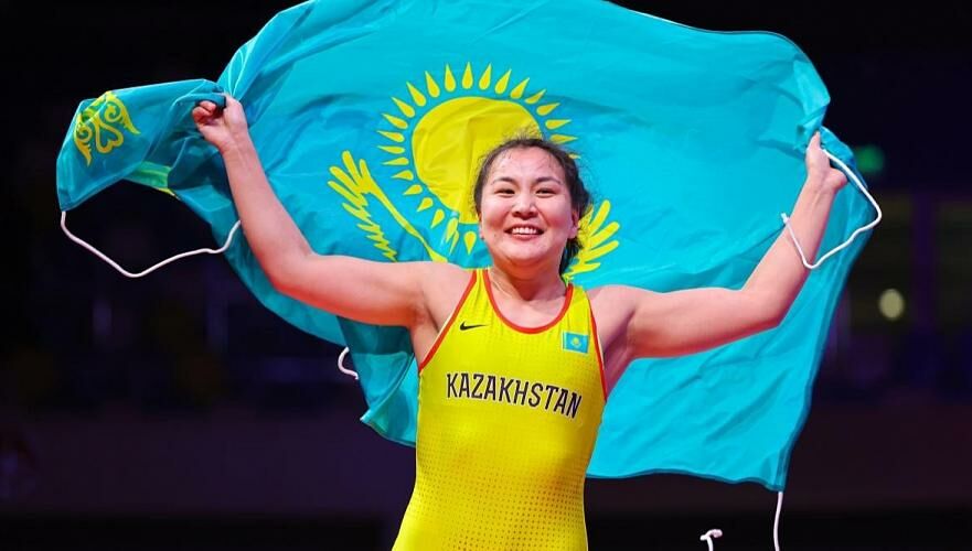 «Золото» завоевала казахстанская спортсменка на международном турнире по борьбе в России