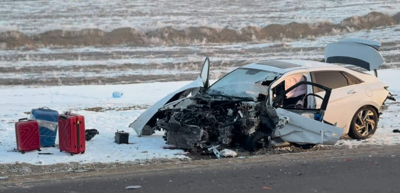 Трое человек погибли и один пострадал в ДТП на автодороге в Алматинской области