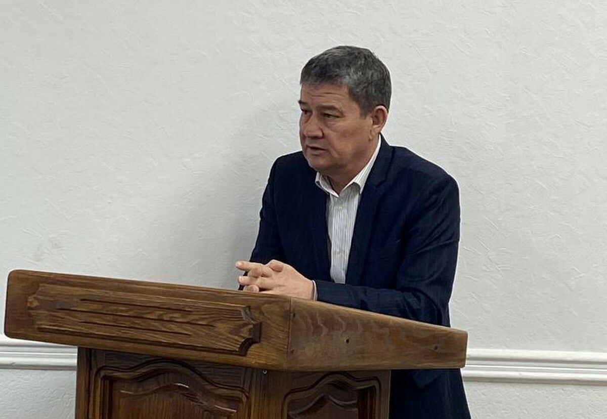 Устроят тёмную?