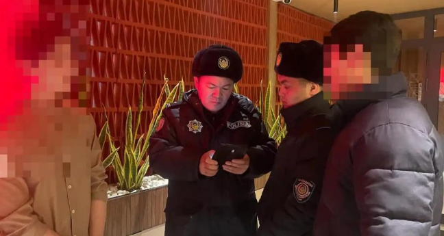 Несколько заведений оштрафовали за незаконное курение кальяна в Астане