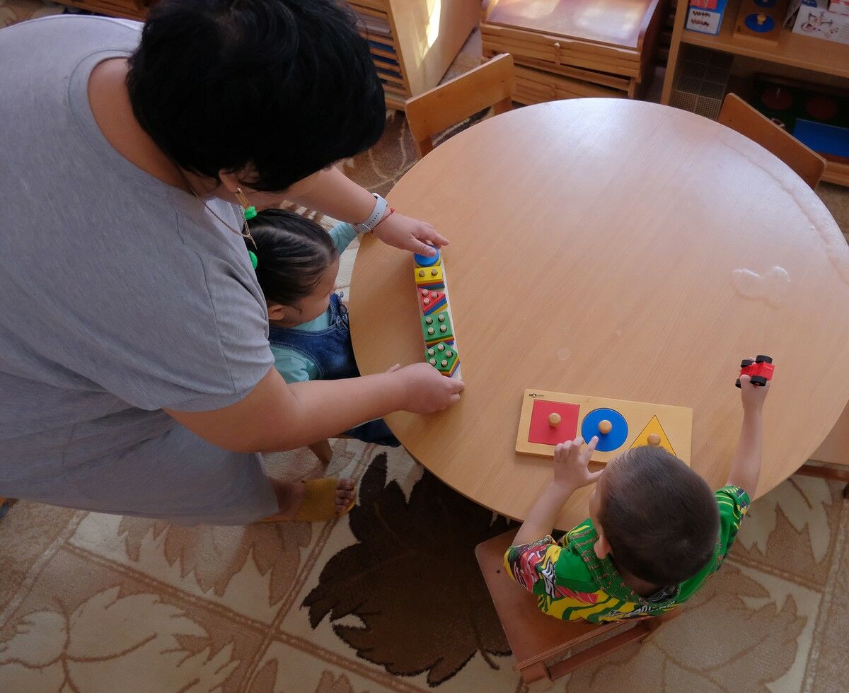 О бедных сиротах замолвили слово