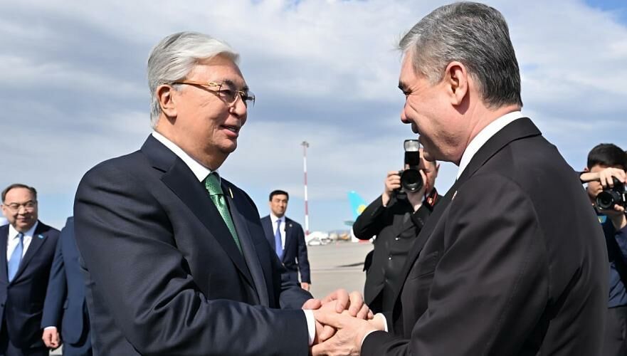 Гурбангулы Бердымухамедов прибыл в Казахстан
