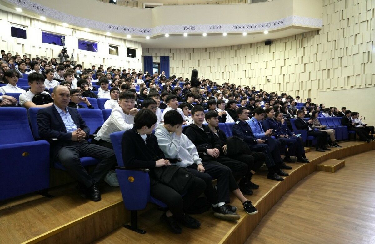 На скамье подсудимых - подростки