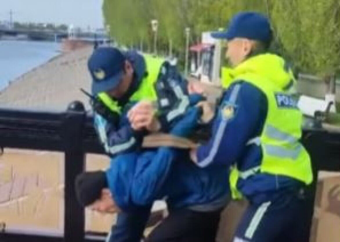 Мёртвой хваткой