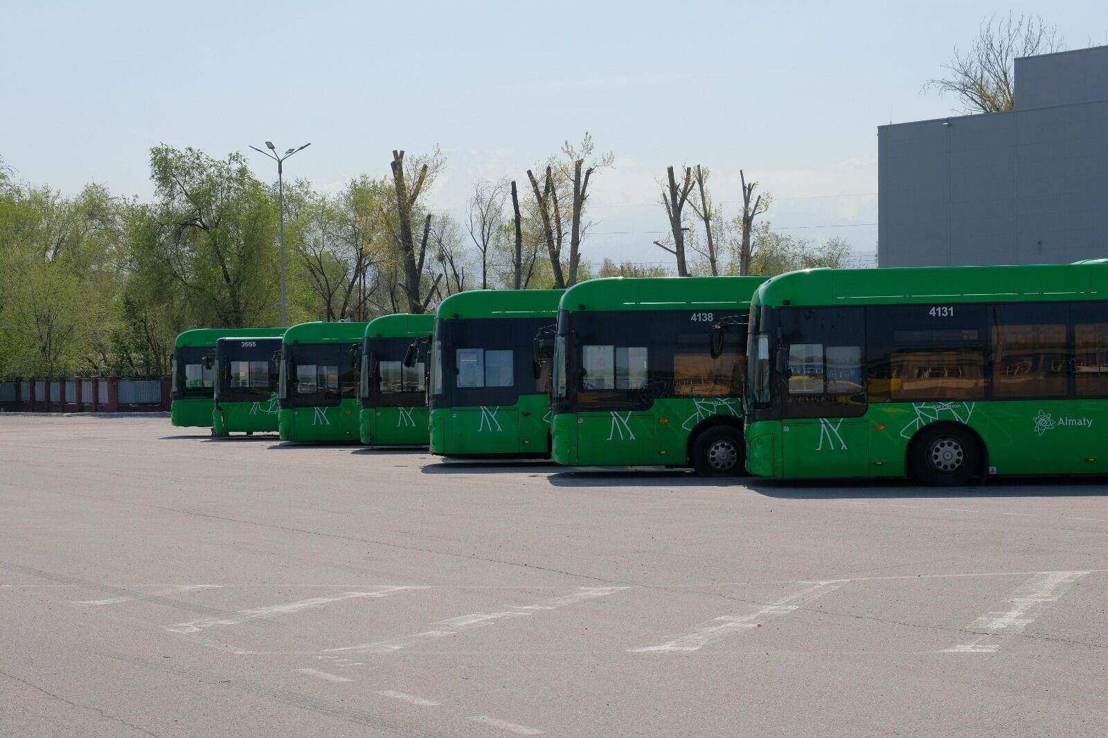 Какие улицы перекроют на 9 мая в Алматы