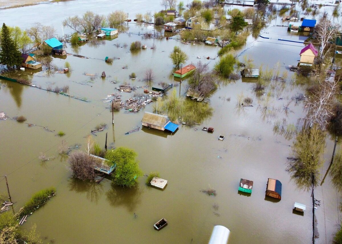 Стихия не отступает