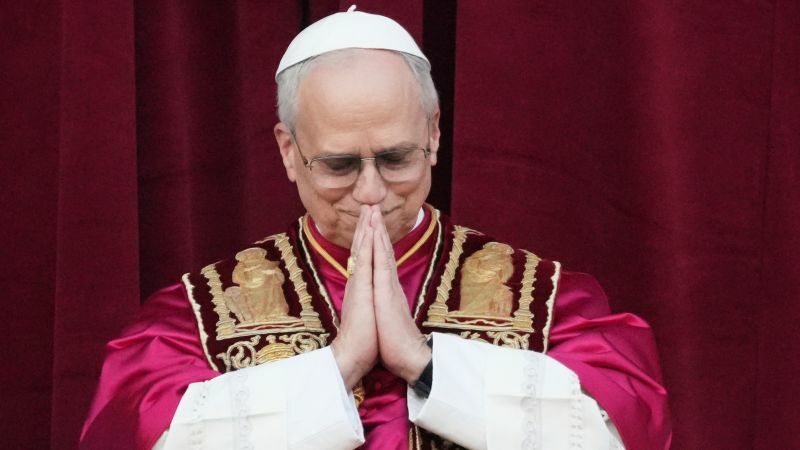 Глава государства направил поздравительную телеграмму Папе Римскому Льву XIV