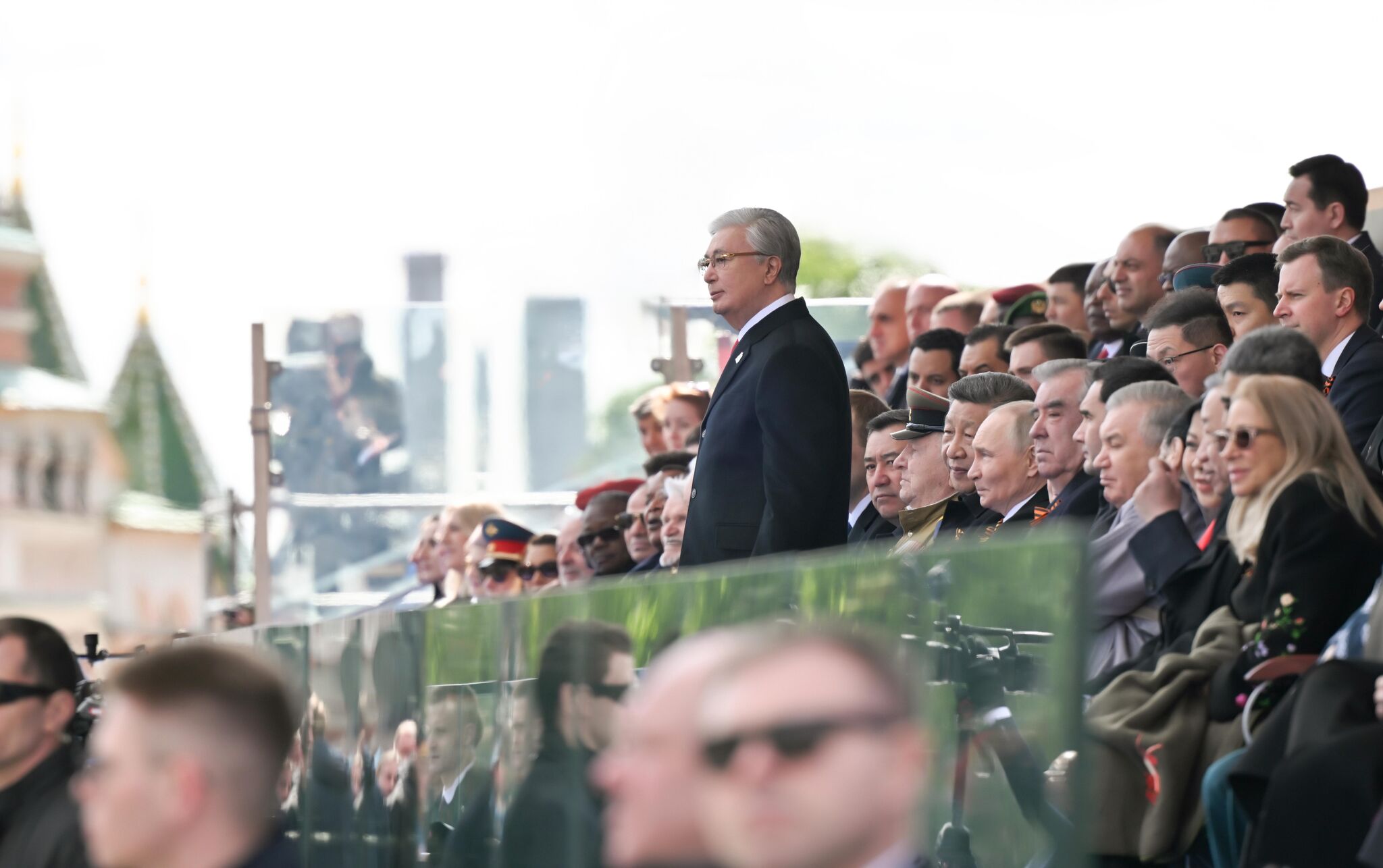 Президент Касым-Жомарт Токаев посетил военный парад по случаю Дня Победы