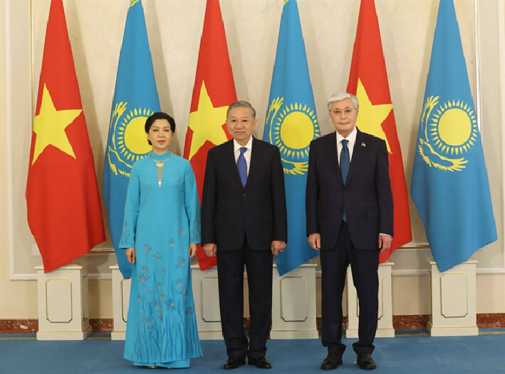 Бирюзовый шёлк дипломатии