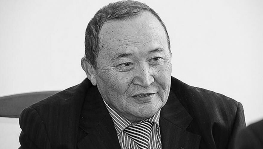 Токаев выразил соболезнования в связи с кончиной писателя Акима Тарази