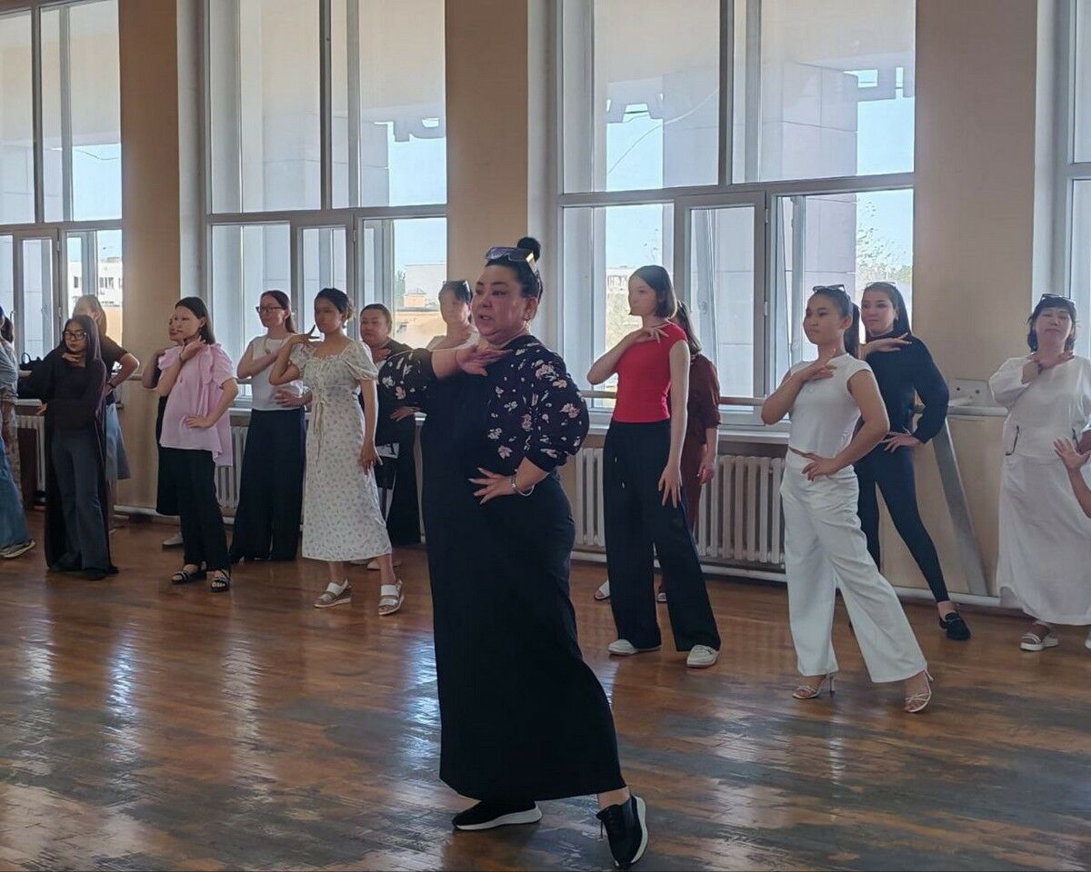 Походка, как для подиума