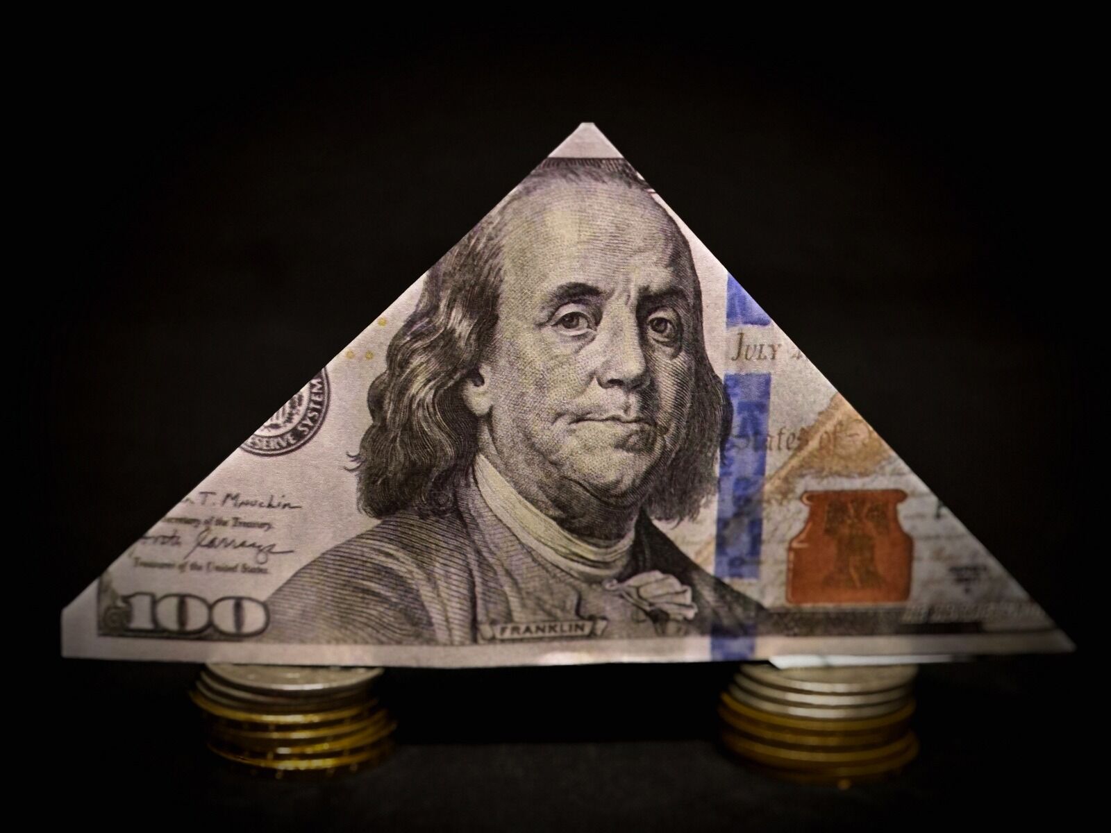 Сыр в мышеловке