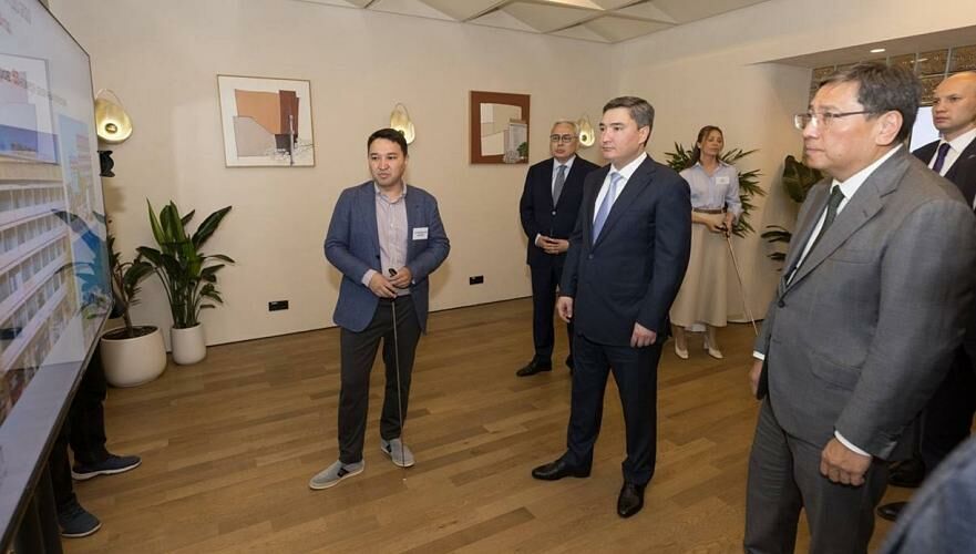 Бектенов ознакомился с социально-экономическим развитием Алматы