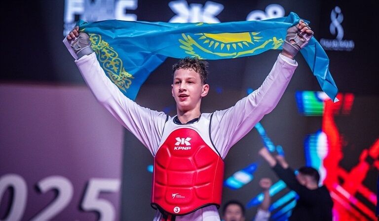 Казахстанский таеквондист Хамзаальпер Ромашкин стал чемпионом мира среди кадетов в ОАЭ