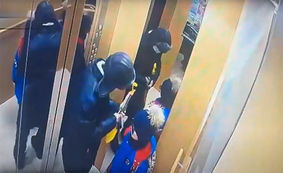 Суд раскрыл детали по делу о изрезавшем ножом лицо ребенка в лифте Астаны