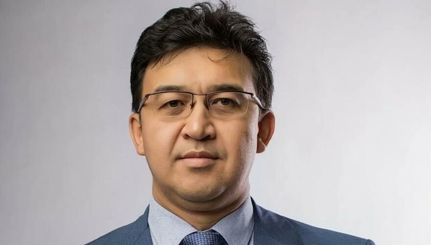 Кабмин не стал продлевать полномочия Асхата Оразбека на посту вице-министра цифровизации