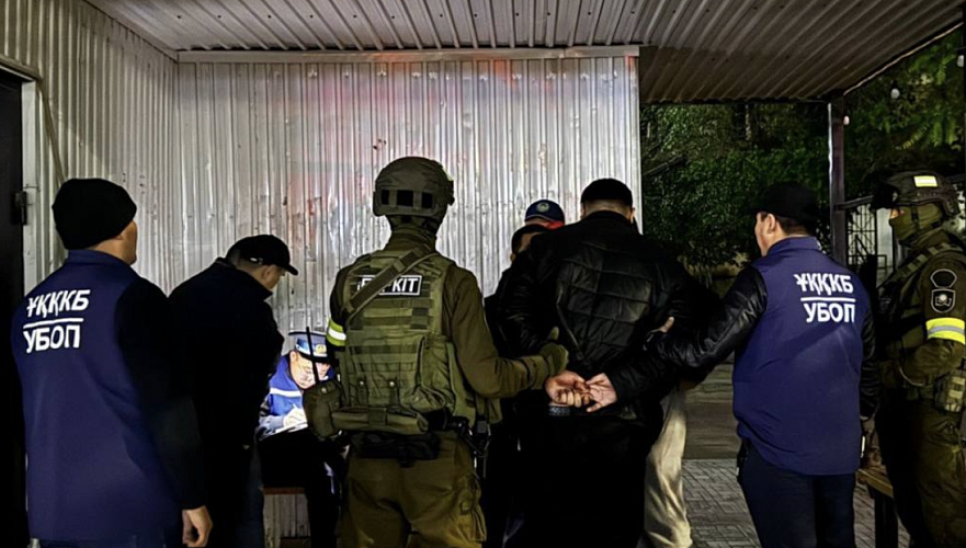 Троих арестовали по подозрению в серии тяжких преступлений в Актау