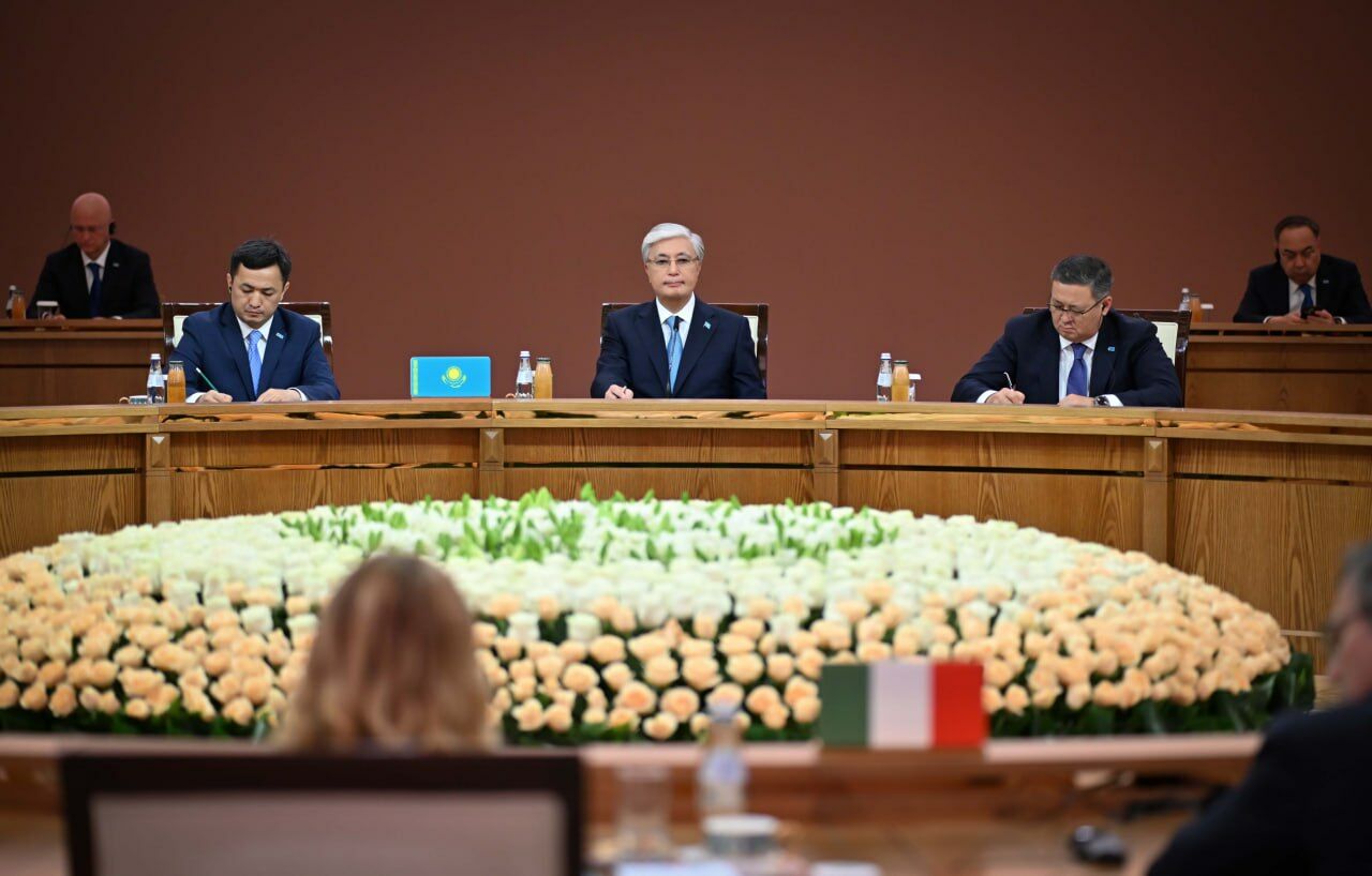 Глава государства принял участие в первом саммите «Центральная Азия – Италия»