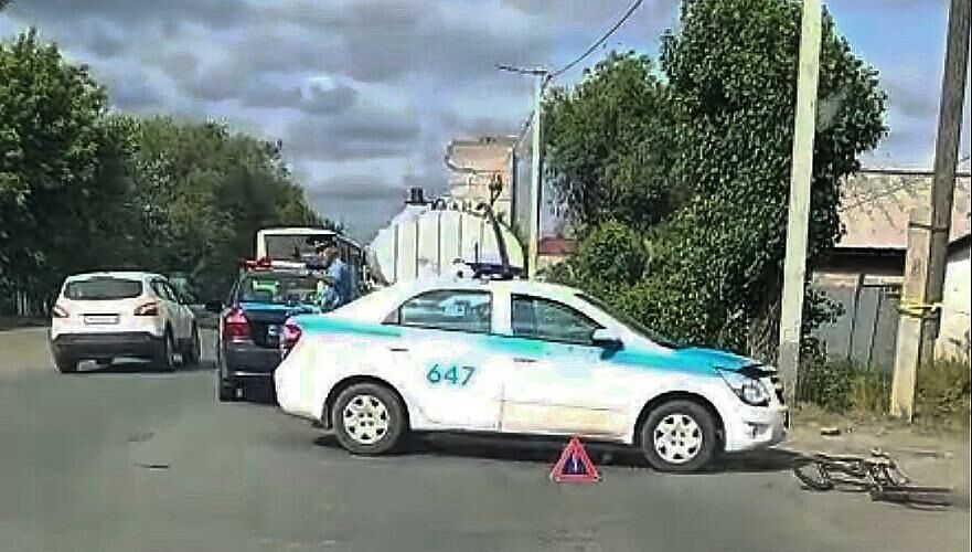 КАМАЗ насмерть сбил велосипедиста в Семее