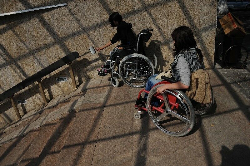 1 тыс. соцобъектов адаптировали для людей с инвалидностью в Акмолинской области