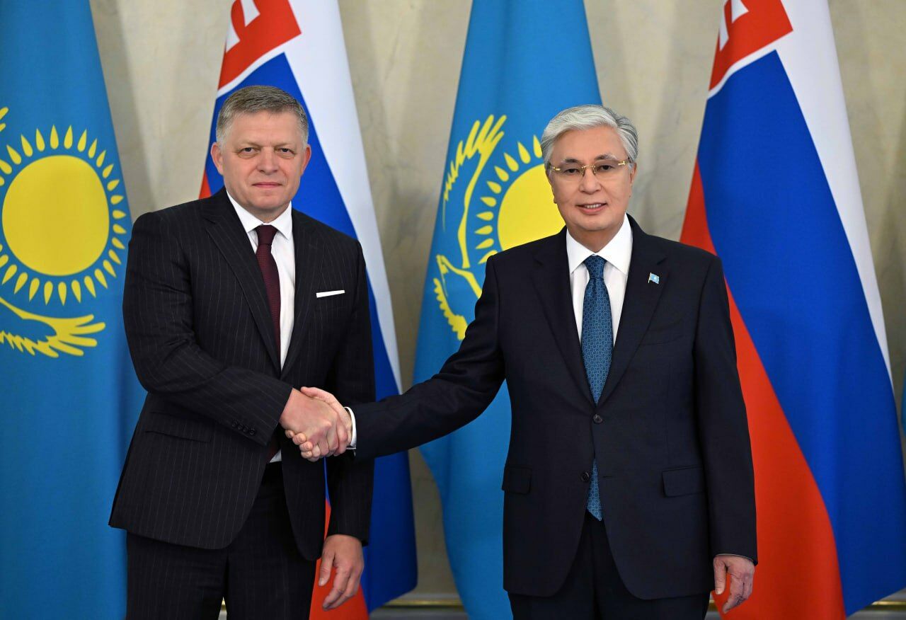 Токаев провел переговоры с премьер-министром Словакии Робертом Фицо