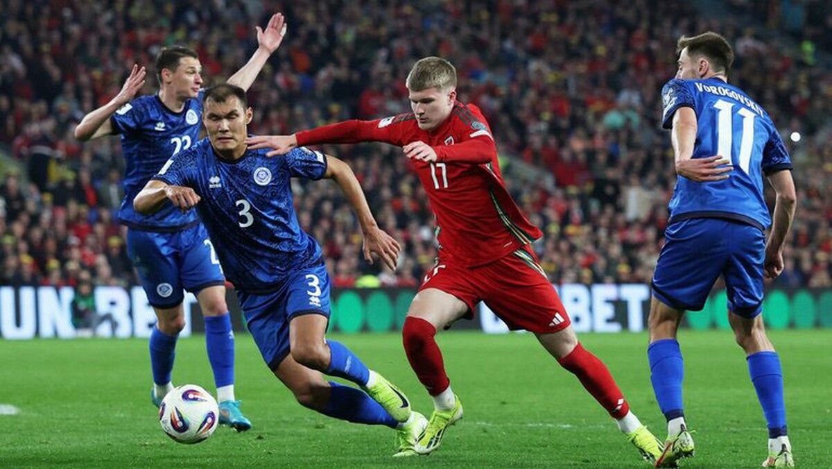 Уповая на бога  и Дастана Сатпаева